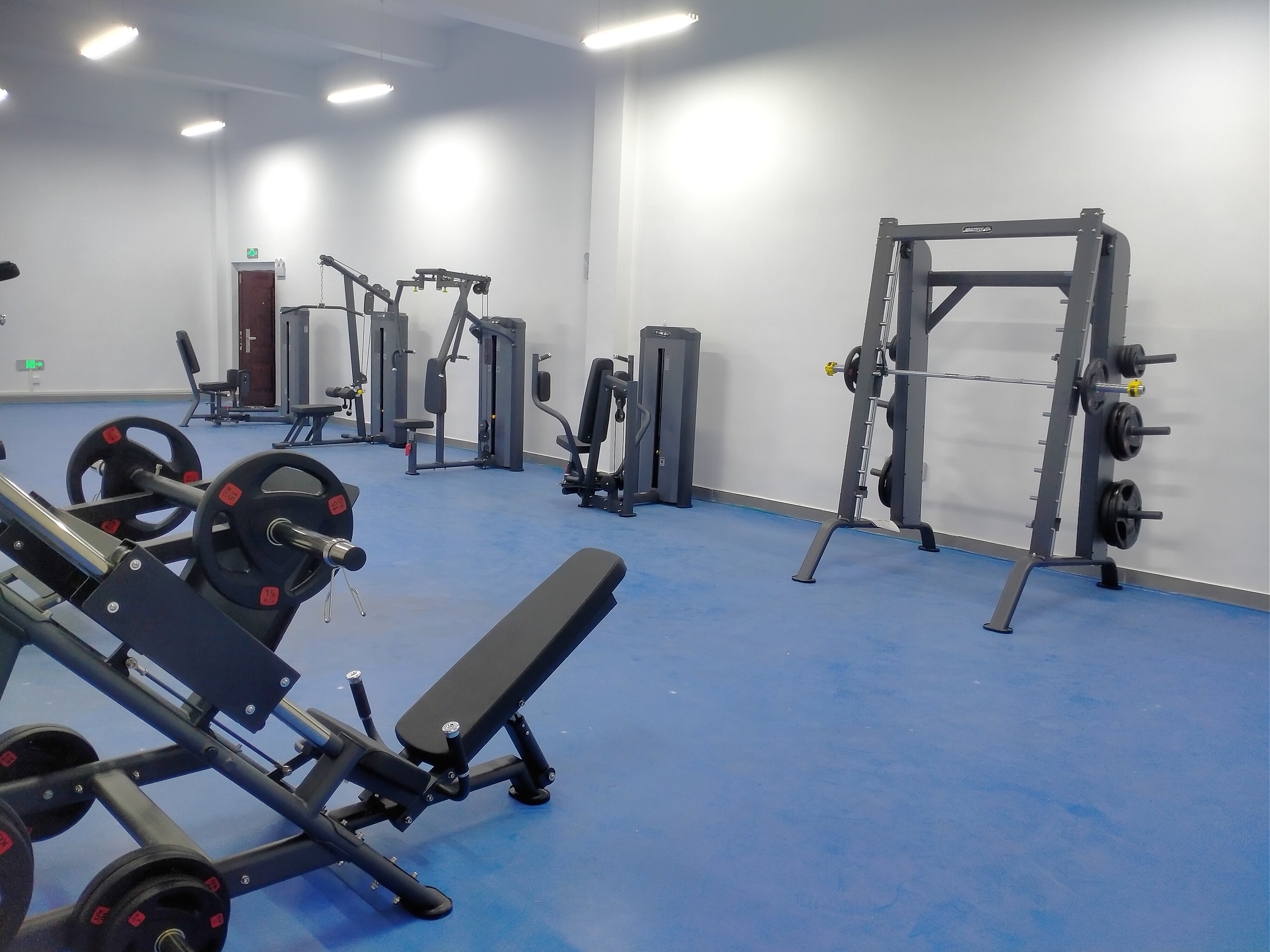 悍德森丨廣西某縣城公安局健身房