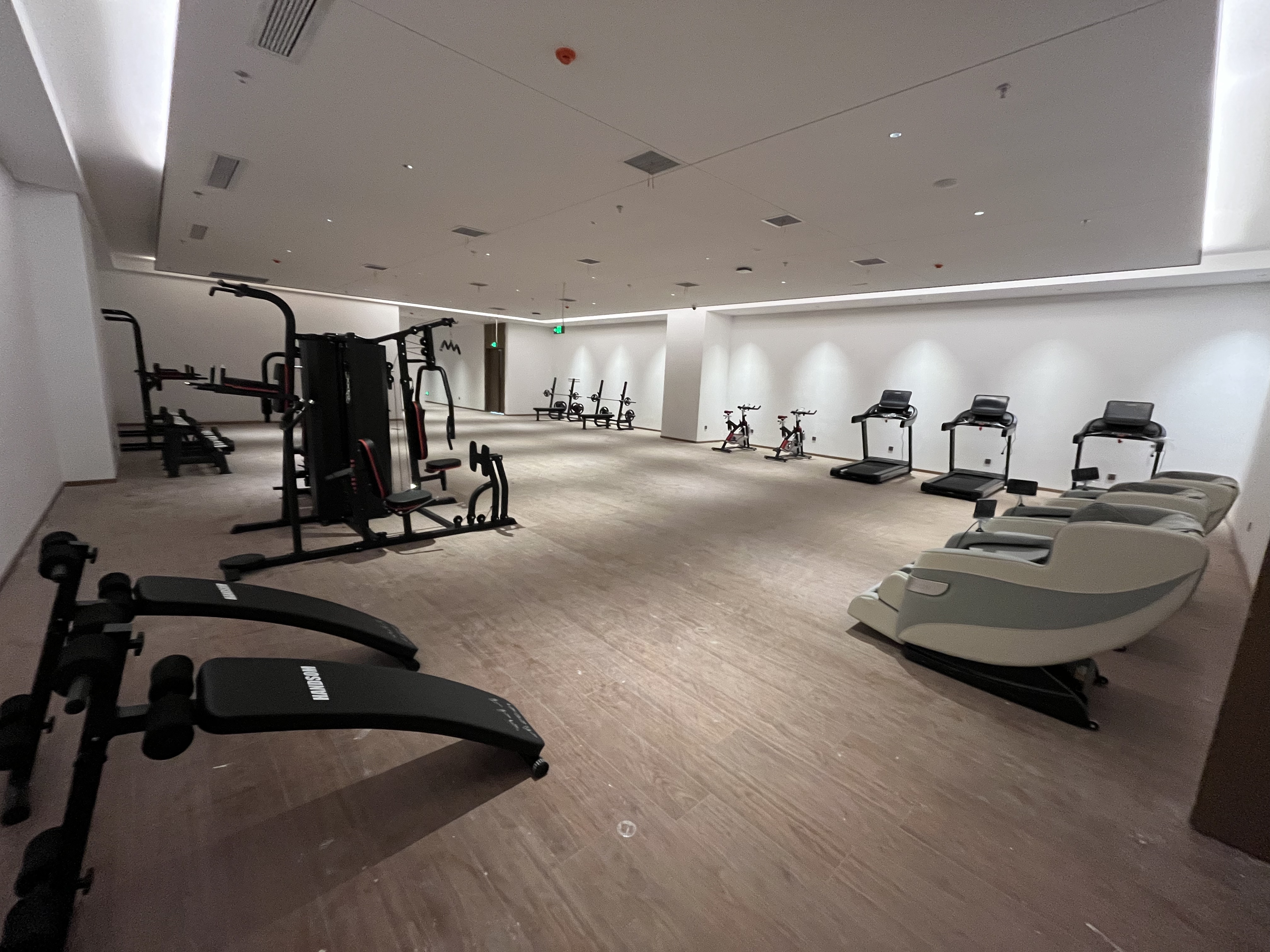 悍德森| 某事業(yè)單位 健身房配置方案