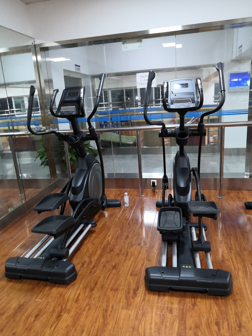 成都浩旺產業(yè)園健身器材配置方案及規(guī)劃案例