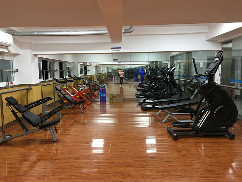 成都浩旺產業(yè)園健身器材配置方案及規(guī)劃案例
